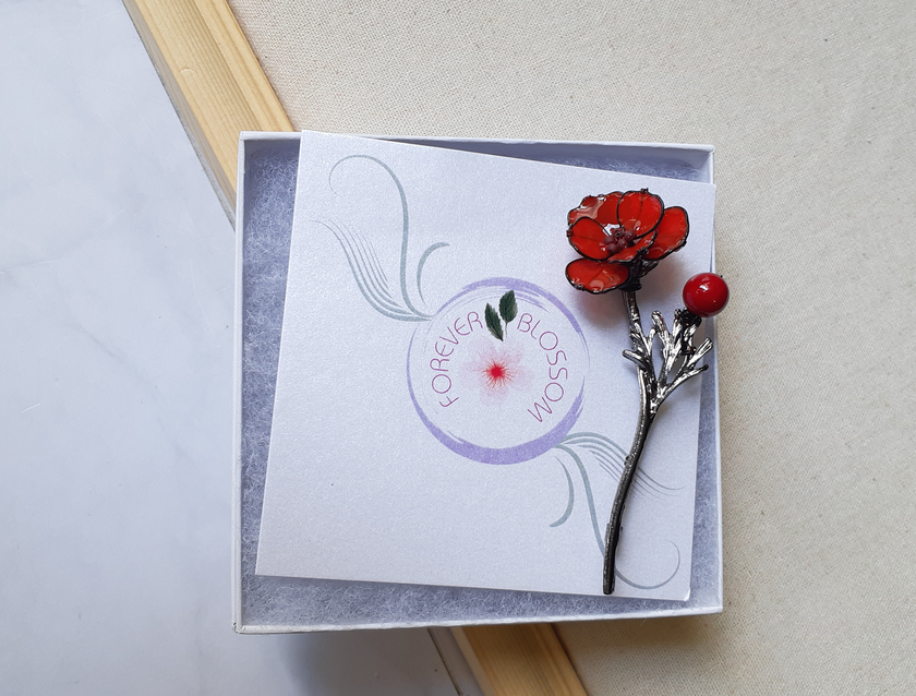 Red Poppy flower brooch pin/coat pin