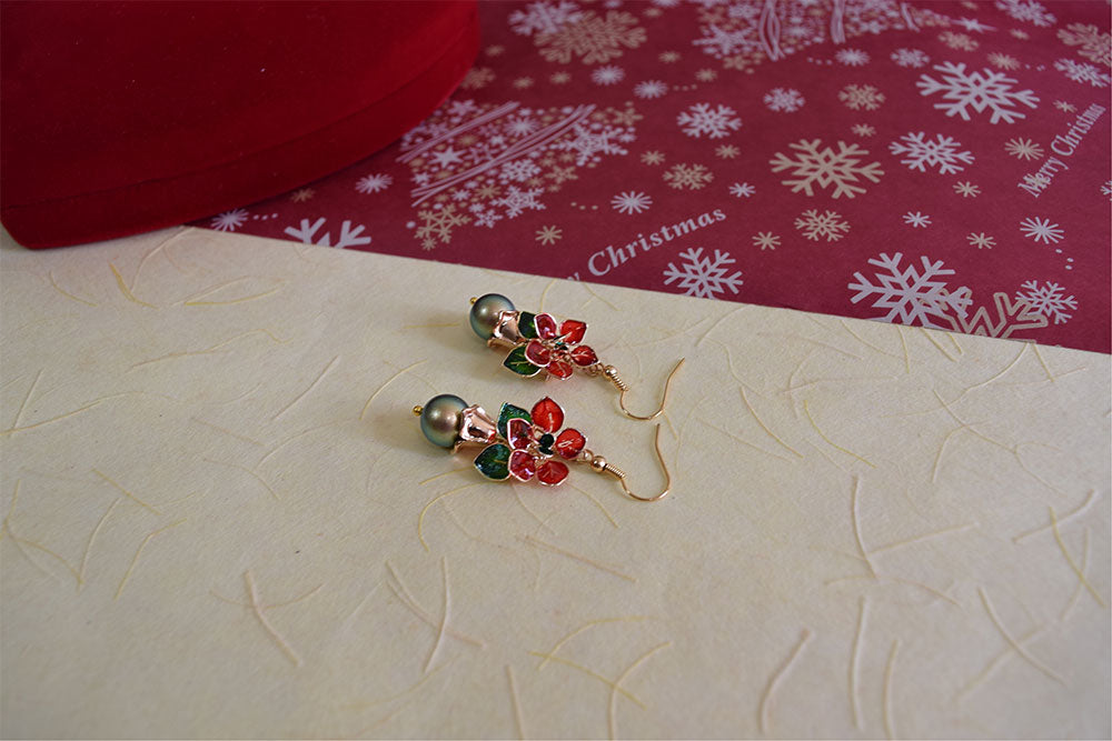 Christmas Poinsettia earrings Pearl