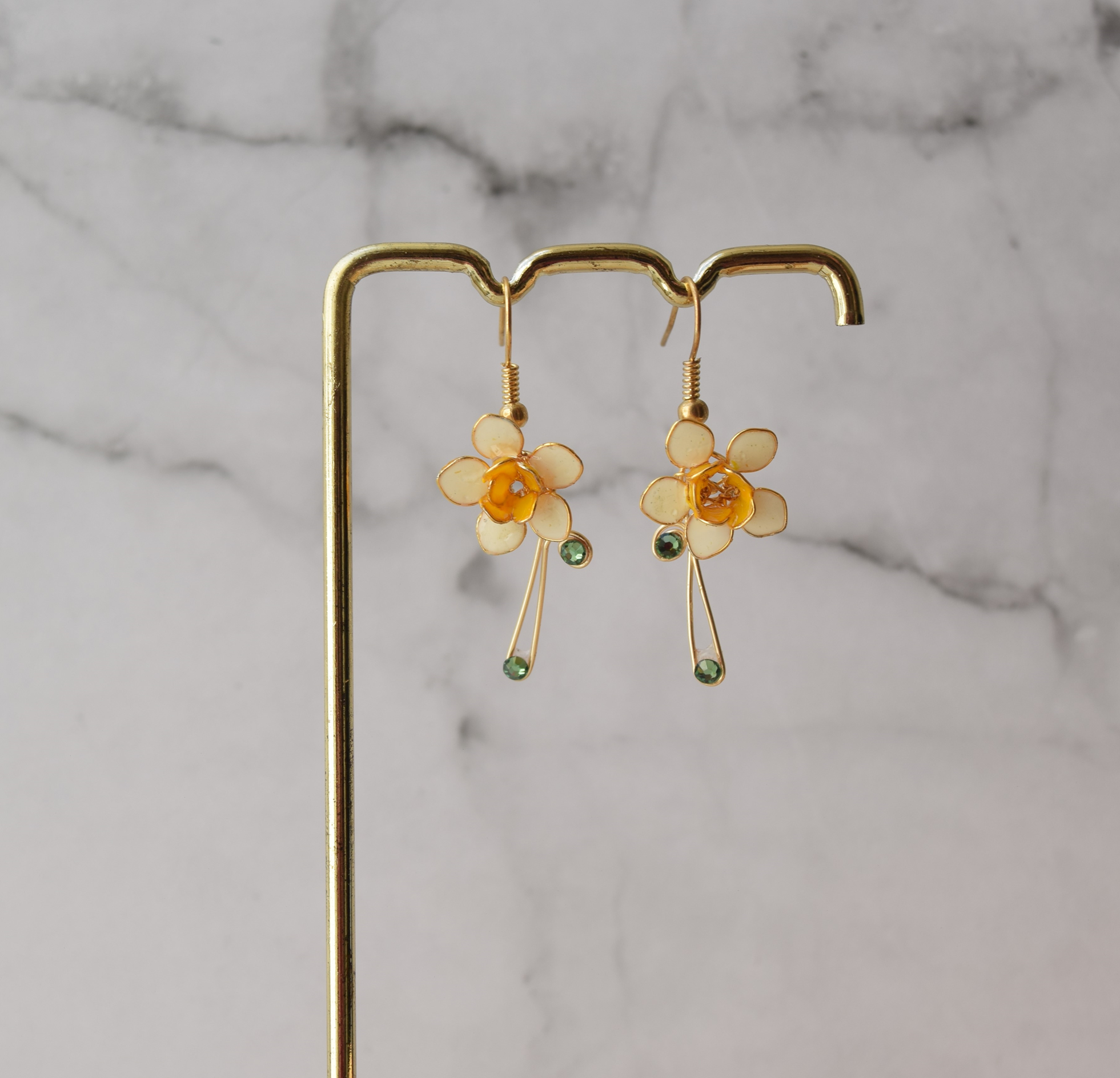 Daffodil earrings and Necklace set