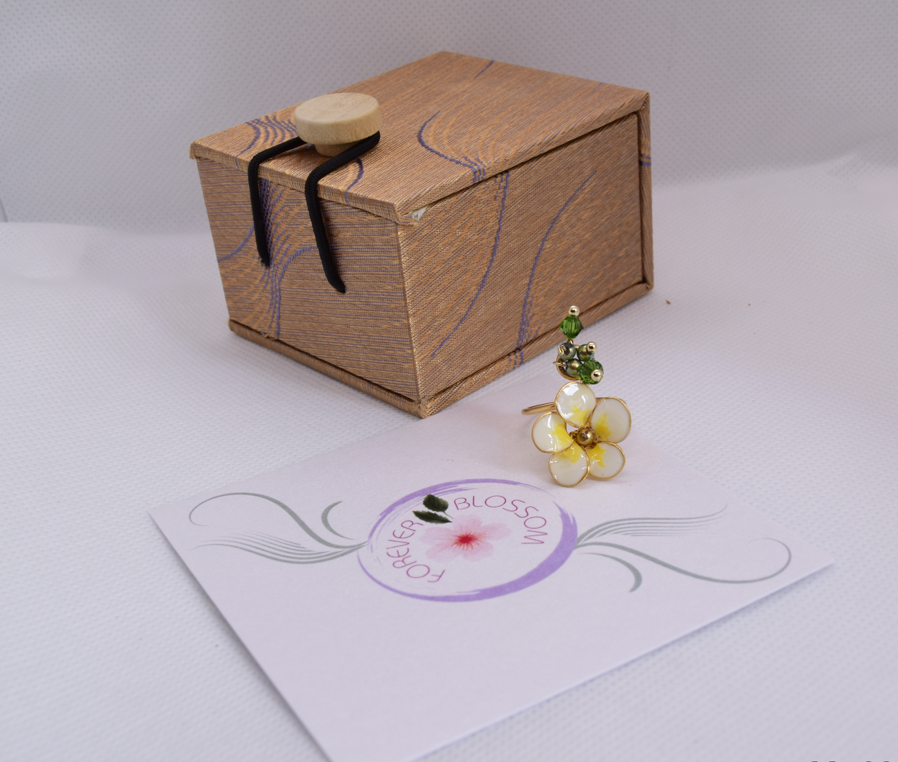 Frangipani finger ring