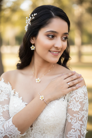 Frangipani jewellery set