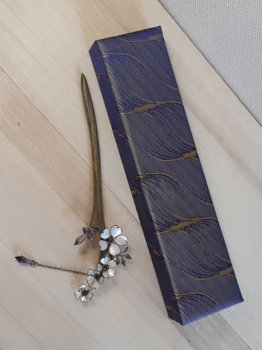 White Blossom Hair stick